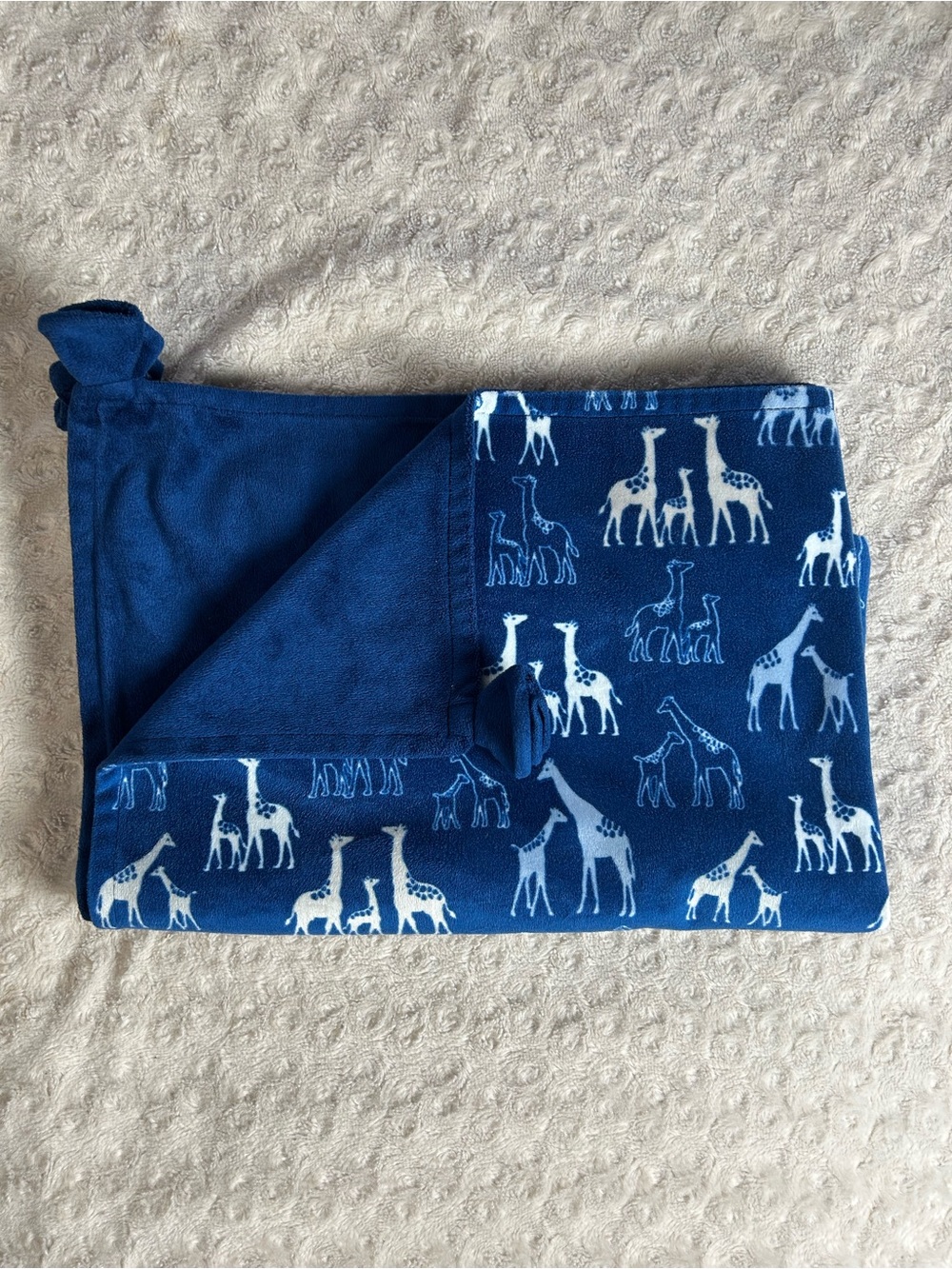 NoJo Blue White Giraffes Baby Blanket Gray Light Tan Safari Animal Print